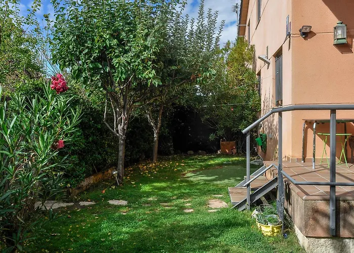 Lejlighed Acogedora Casa Con Jardin By Ituero y Lama